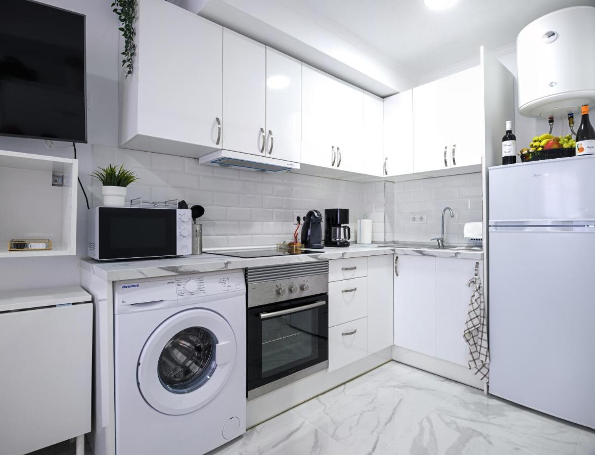 Estudio Playa Los Locos, Торевьиа Экстерьер фото